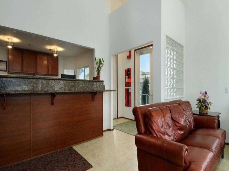 Knights Inn & Suites Seatac Airport Tukwila Dış mekan fotoğraf