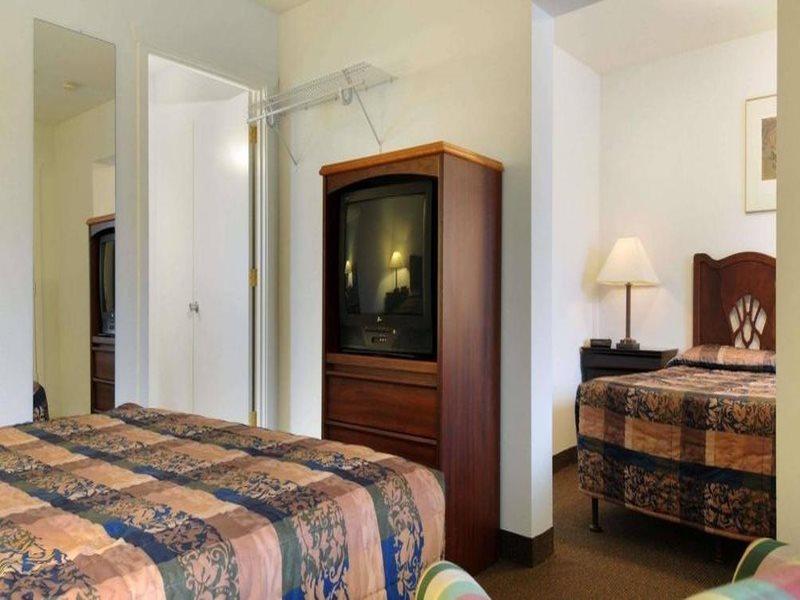 Knights Inn & Suites Seatac Airport Tukwila Dış mekan fotoğraf